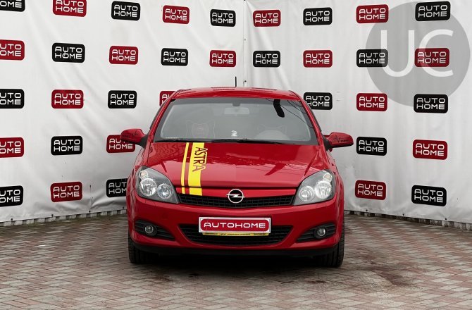 фотографии Opel Astra