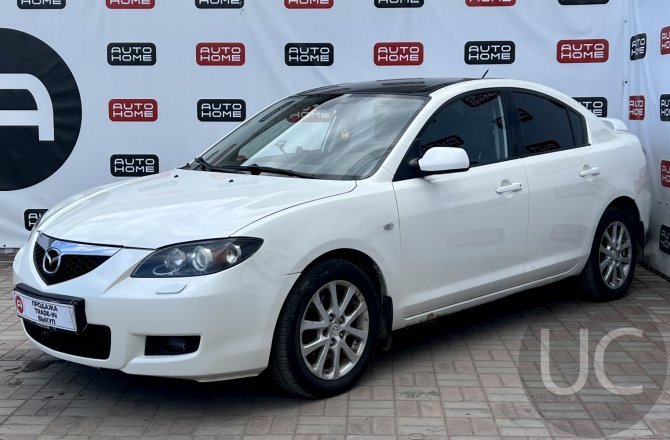 фотографии Mazda 3
