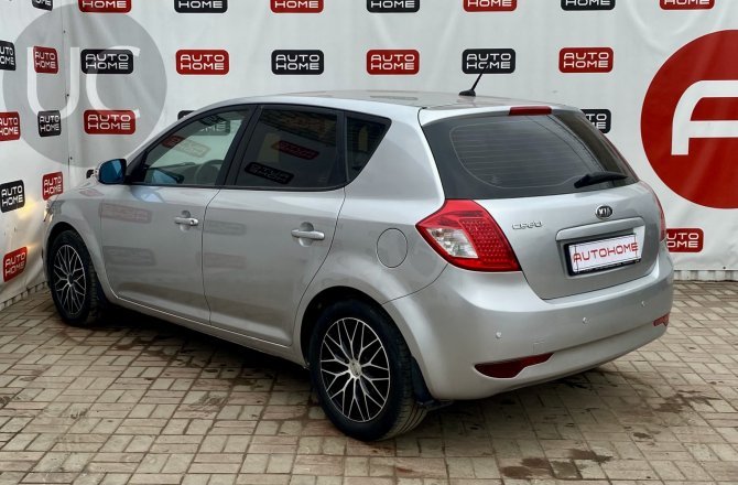 Kia Ceed 2012 года за 799 900 рублей