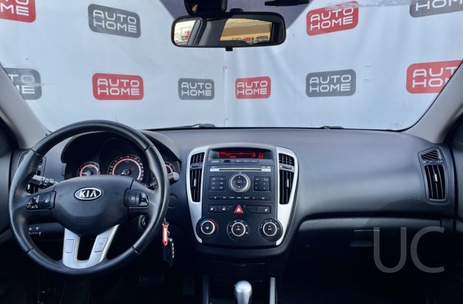 фотографии Kia Ceed