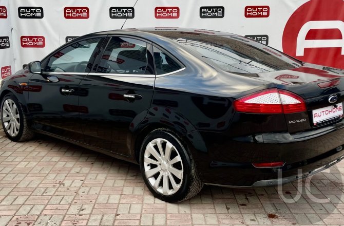 подержанный авто Ford Mondeo 2008 года