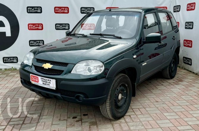 подержанный авто Chevrolet Niva 2015 года