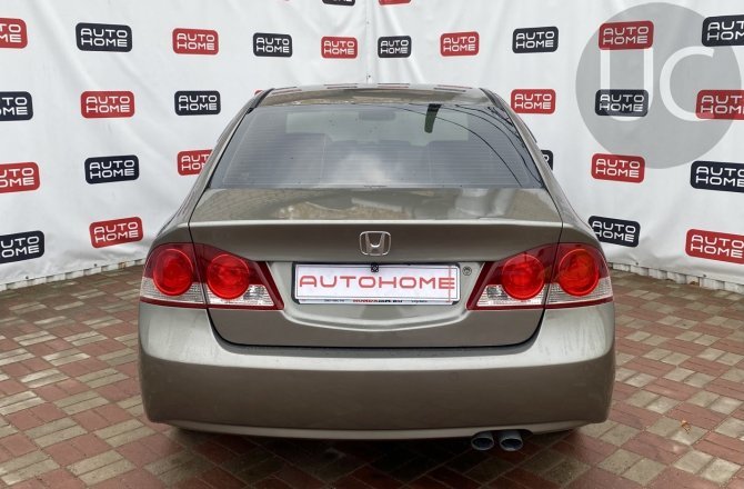 купить б/у автомобиль Honda Civic 2007 года