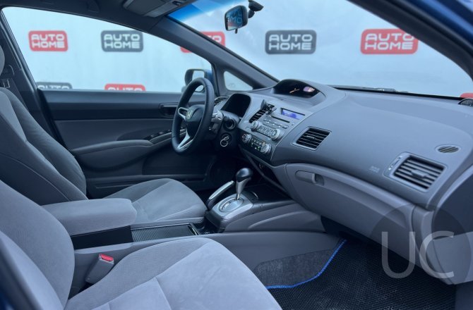 подержанный авто Honda Civic 2008 года