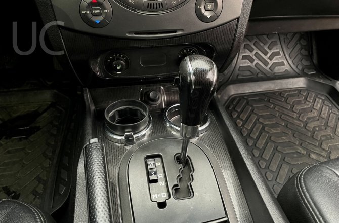 купить б/у автомобиль Ssang Yong Rexton 2010 года