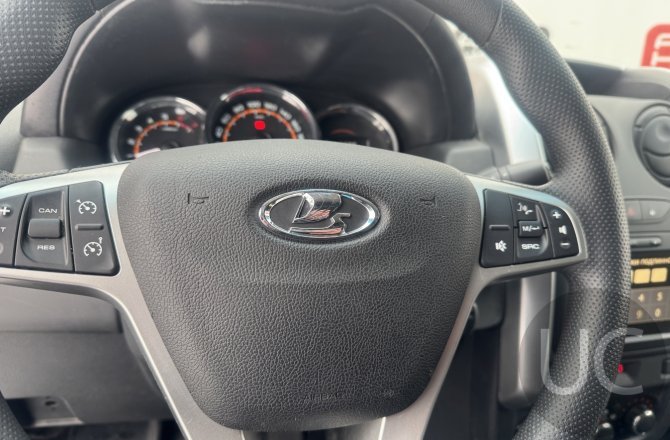 купить Lada (ВАЗ) Largus с пробегом, 2021 года
