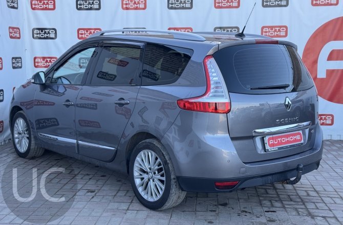 Renault Scenic 2013 года за 994 990 рублей