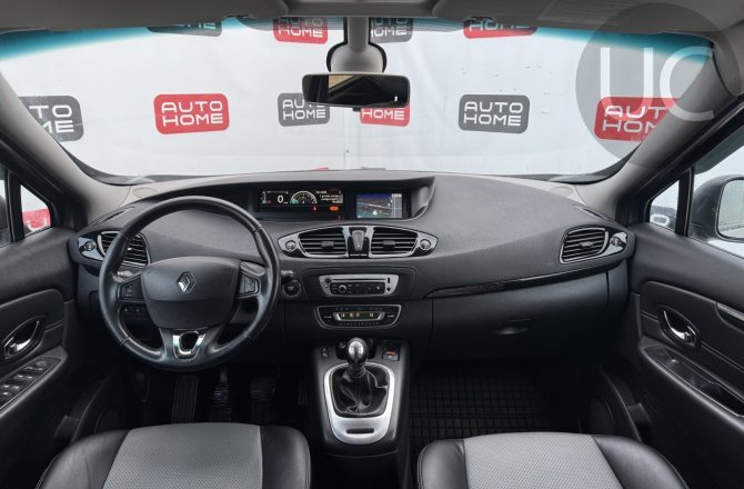 фотографии Renault Scenic