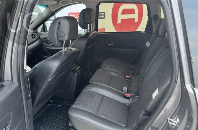 объявление о продаже Renault Scenic 2013 года