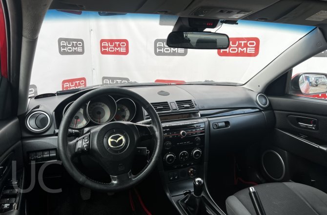 подержанный авто Mazda 3 2008 года