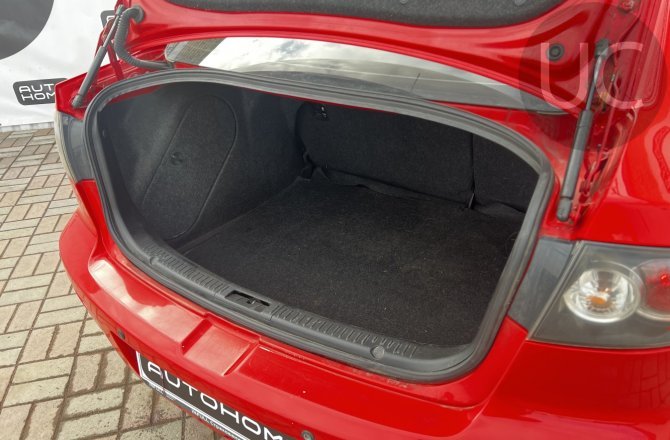 подержанный авто Mazda 3 2008 года