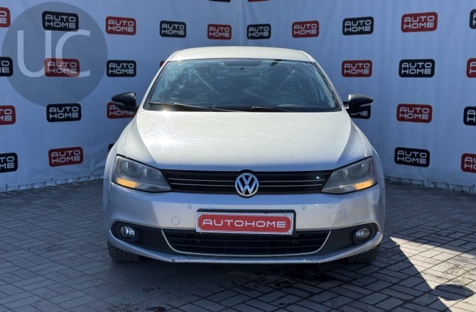 фотографии Volkswagen Jetta