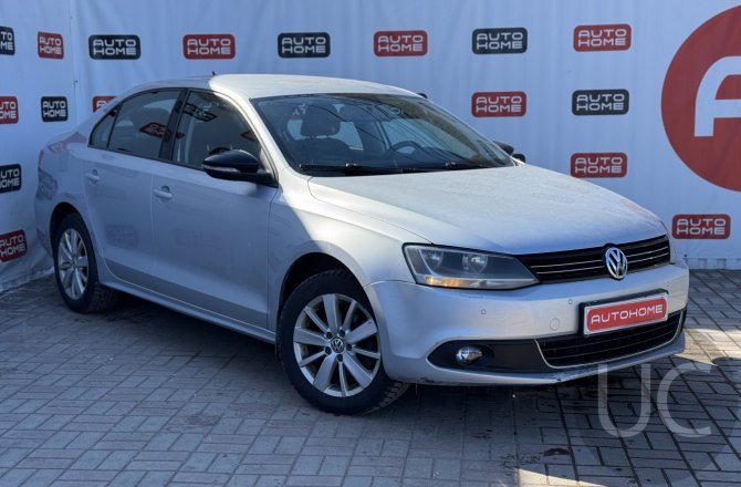 объявление о продаже Volkswagen Jetta 2013 года