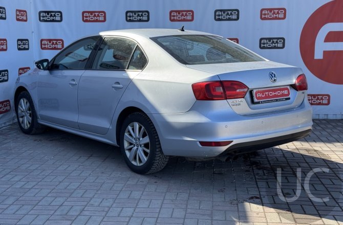 Volkswagen Jetta 2013 года за 674 990 рублей