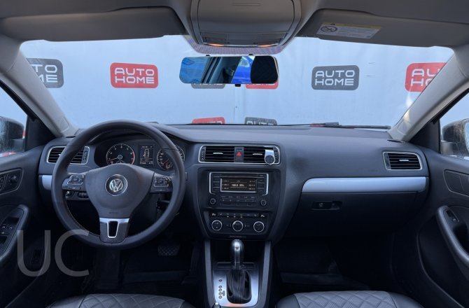 фотографии Volkswagen Jetta