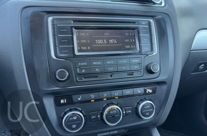 объявление о продаже Volkswagen Jetta 2013 года