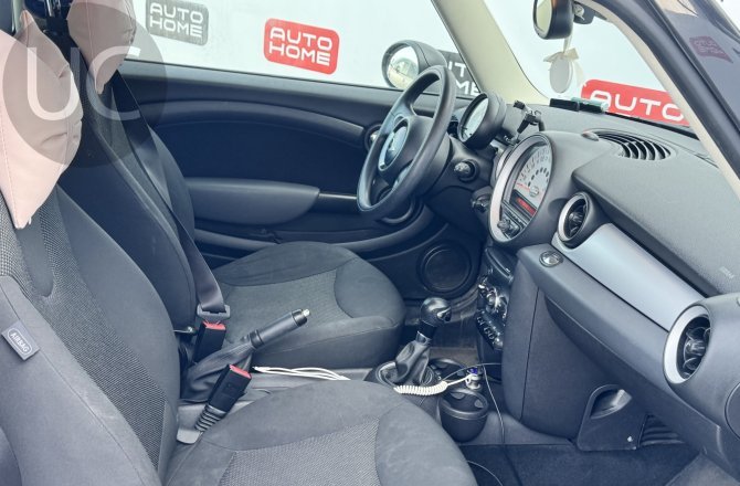объявление о продаже MINI Hatch 2011 года