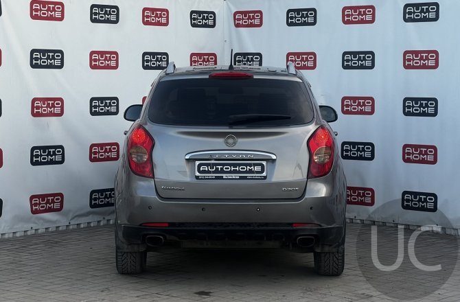 купить б/у автомобиль Ssang Yong Actyon 2012 года