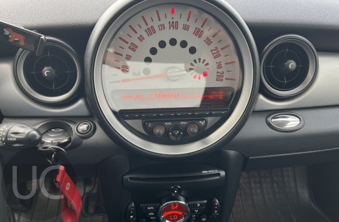 объявление о продаже MINI Hatch 2010 года