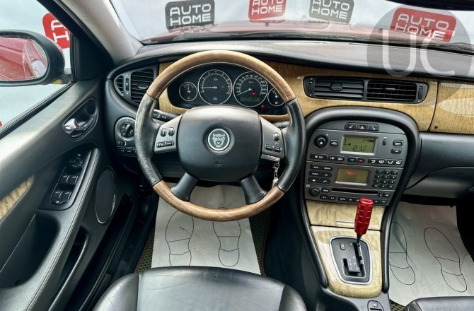 купить б/у автомобиль Jaguar X-Type 2005 года
