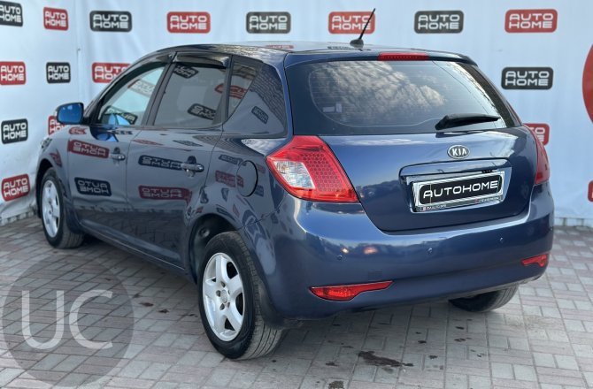 купить Kia Ceed с пробегом, 2010 года