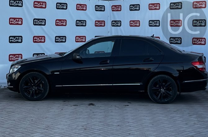 подержанный авто Mercedes-Benz C-Class AMG 2008 года