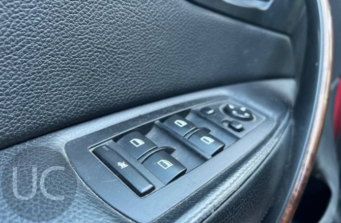подержанный авто BMW X3 2007 года