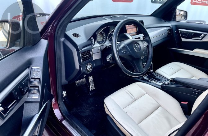 Mercedes-Benz GLK-Class 2009 года за 929 900 рублей