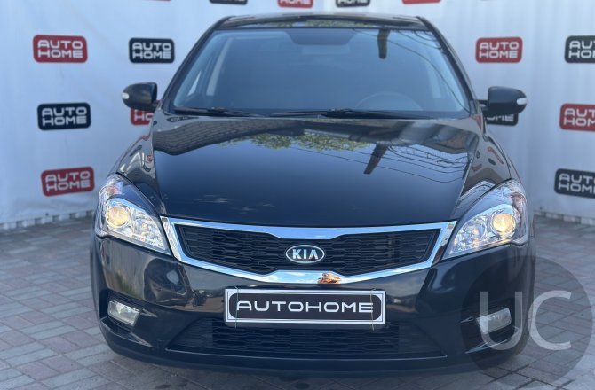 фотографии Kia Ceed