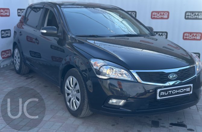 объявление о продаже Kia Ceed 2011 года