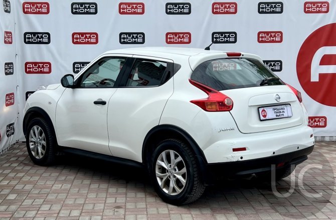 купить б/у автомобиль Nissan Juke 2013 года