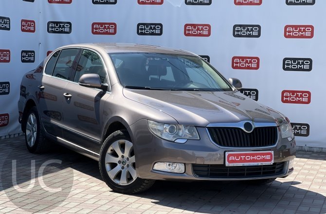 объявление о продаже Skoda Superb 2010 года