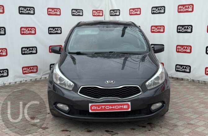 фотографии Kia Ceed