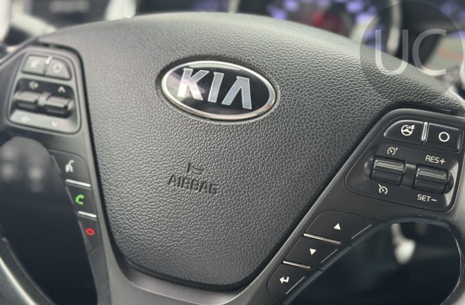 объявление о продаже Kia Ceed 2012 года