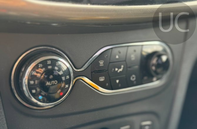 Renault Sandero 2015 года за 649 999 рублей