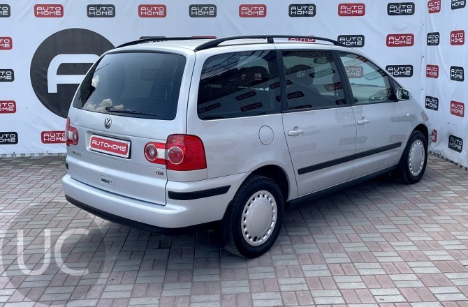 купить Volkswagen Sharan с пробегом, 2003 года