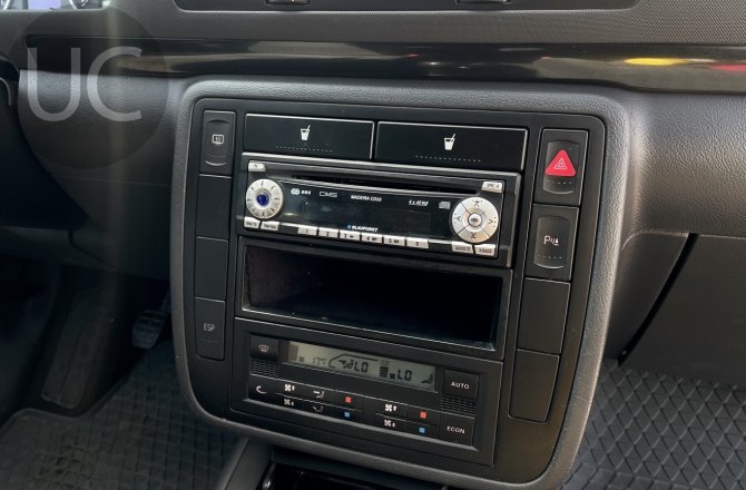 купить Volkswagen Sharan с пробегом, 2003 года