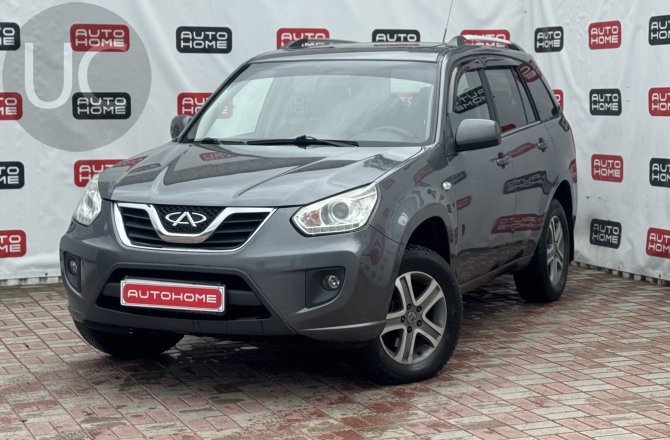 подержанный авто Chery Tiggo 2015 года
