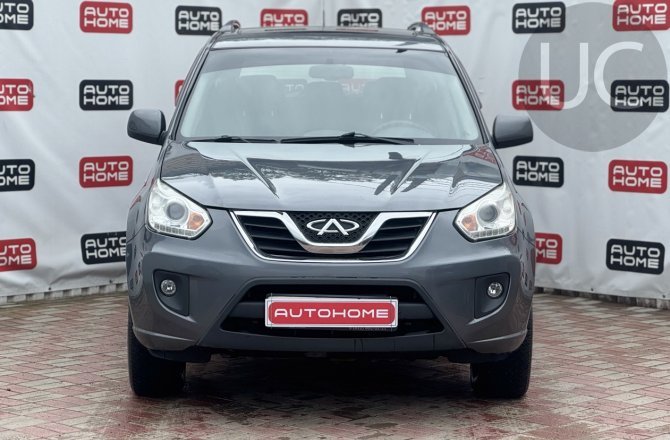 фотографии Chery Tiggo