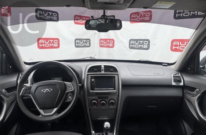 подержанный авто Chery Tiggo 2015 года