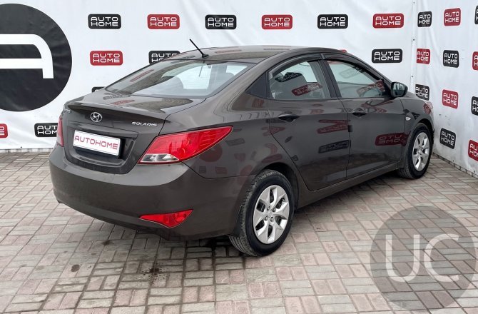 купить Hyundai Solaris с пробегом, 2015 года