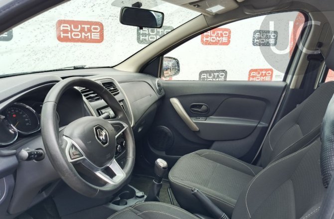 подержанный авто Renault Logan 2021 года