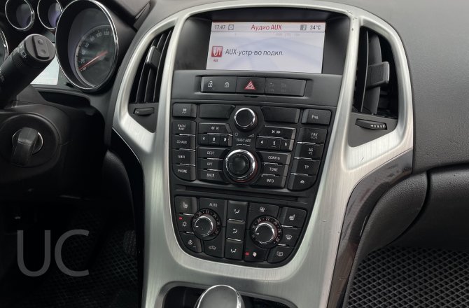 купить Opel Astra с пробегом, 2012 года