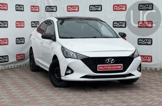 объявление о продаже Hyundai Solaris 2018 года