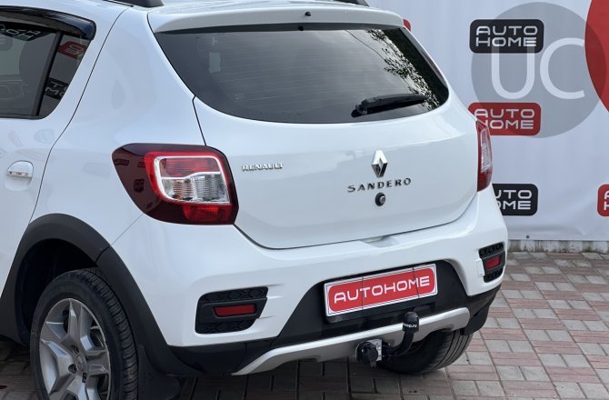 фотографии Renault Sandero