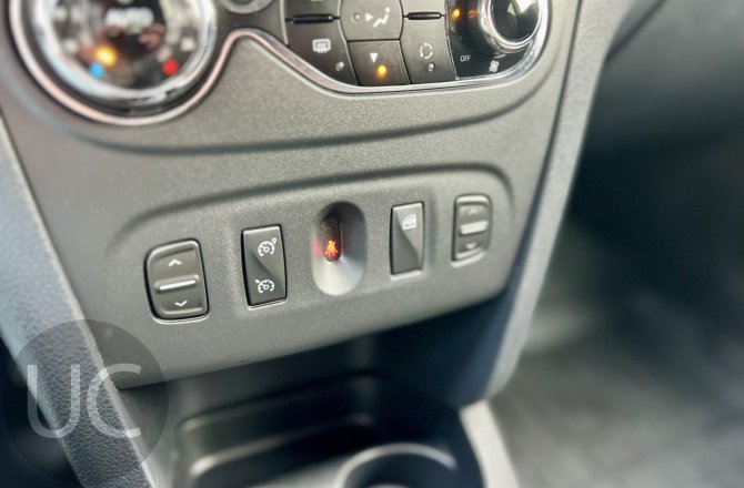 купить б/у автомобиль Renault Sandero 2019 года