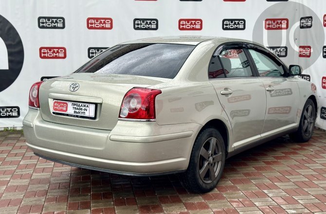 Toyota Avensis 2008 года за 889 900 рублей