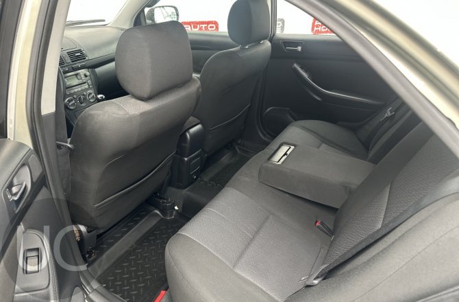 купить Toyota Avensis с пробегом, 2008 года