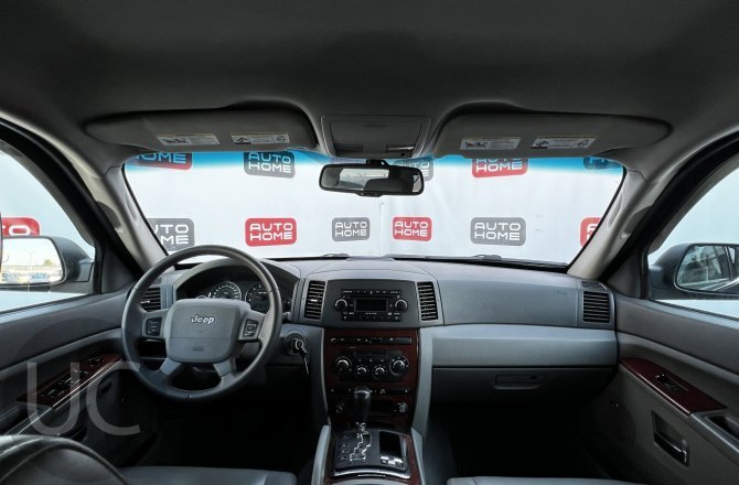 подержанный авто Jeep Grand  Cherokee 2006 года