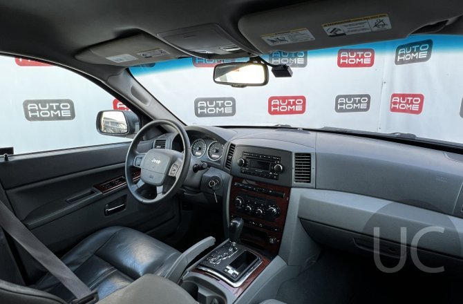 подержанный авто Jeep Grand  Cherokee 2006 года